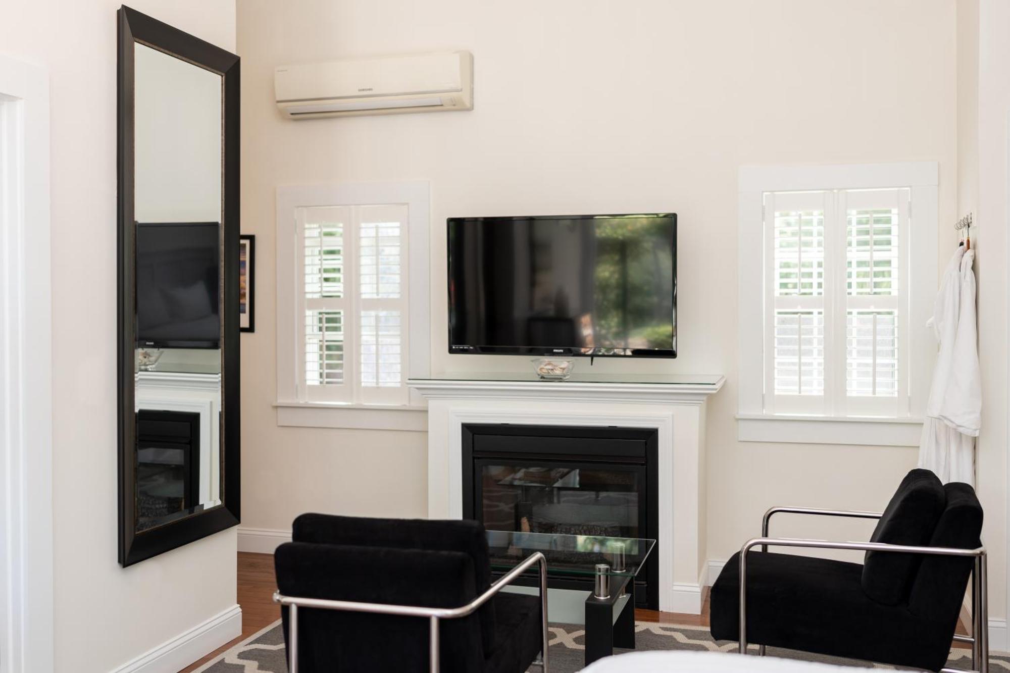 The Platinum Pebble Boutique Inn - Adults Only Property Harwich Port Exteriér fotografie